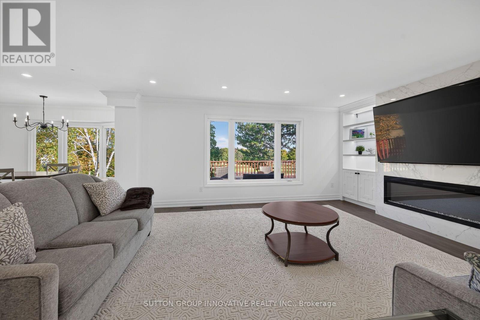196 BLUEBELL CRESCENT - Image 8