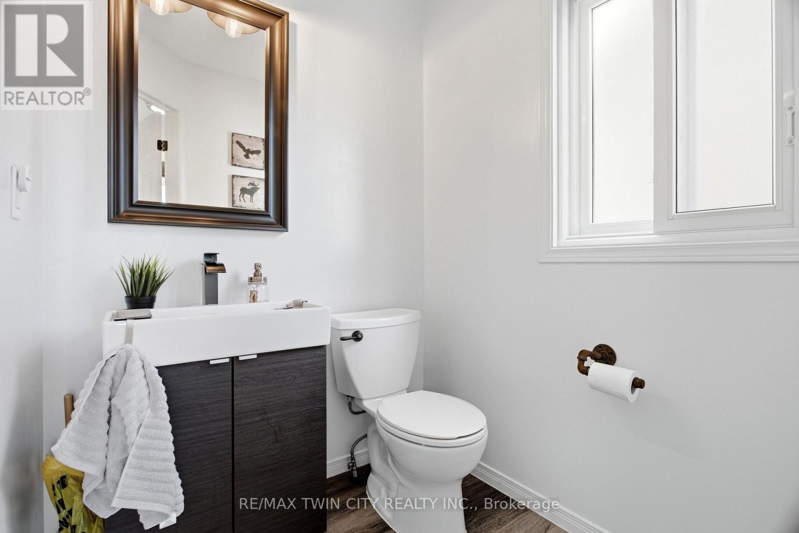 15 Cannes Street, Kitchener, ON photo 19