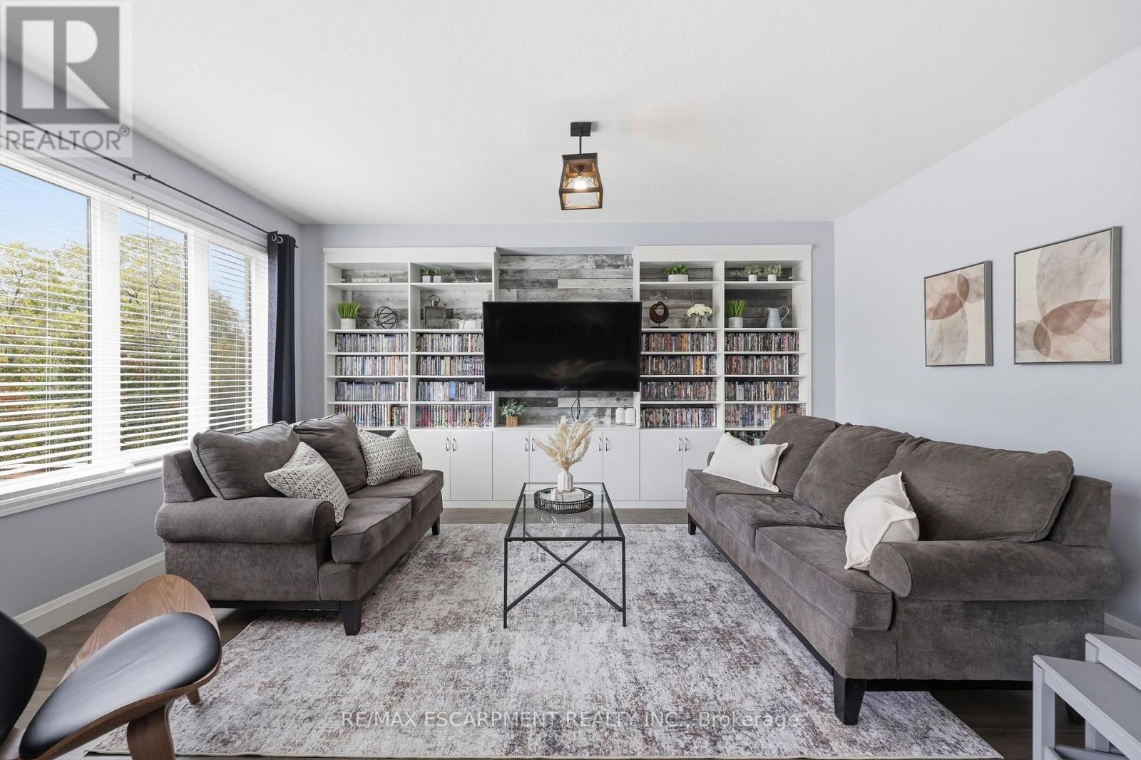 47 Larry Crescent, Haldimand, ON photo 16