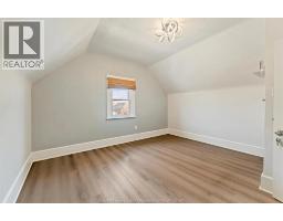 Bath (# pieces 1-6) - 977 Gladstone, Windsor, ON N9A2R5 Photo 8