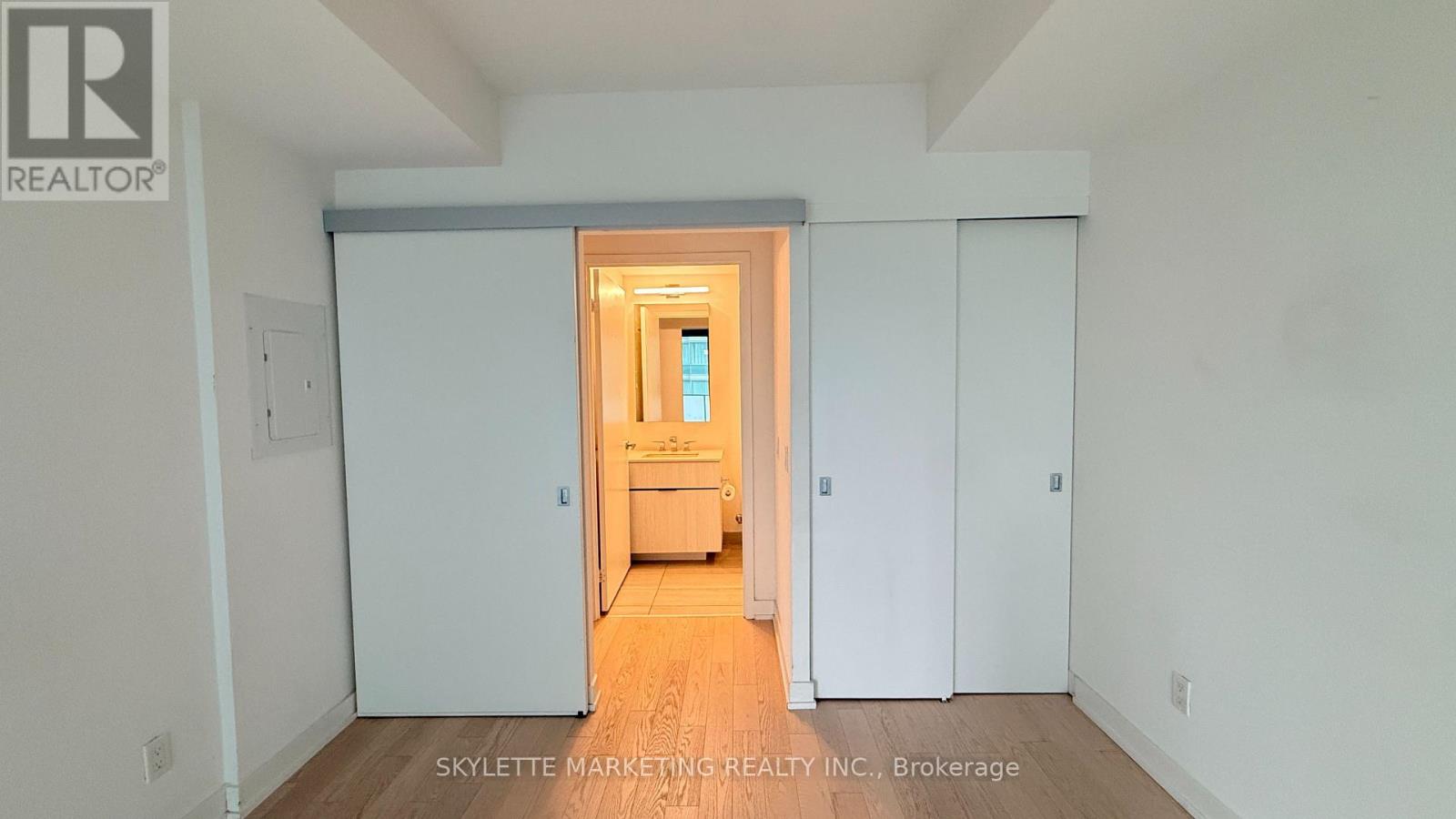 1011- 25 Richmond Street East, Toronto, ON photo 20