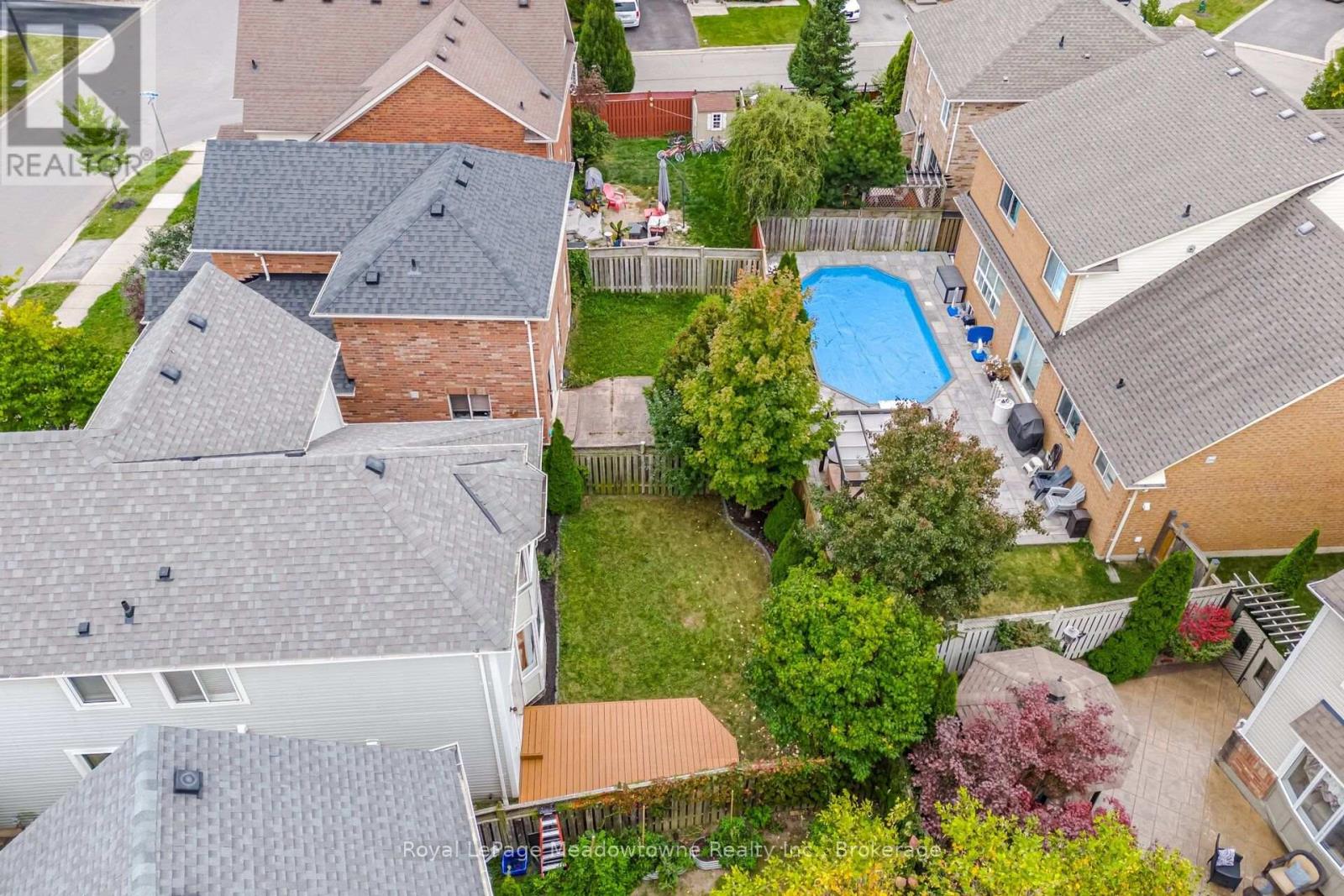 954 LANCASTER BOULEVARD - Image 46