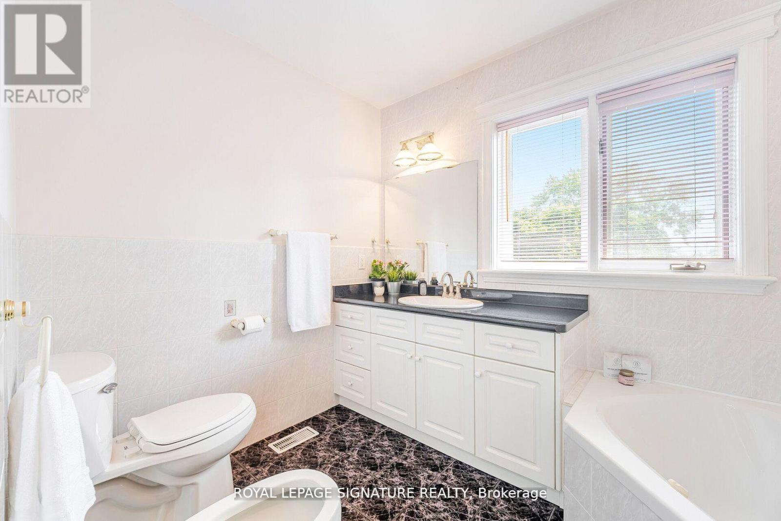 4097 HICKORY DRIVE - Image 28