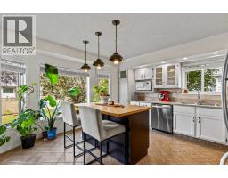 509 Hawkhill Place NW - photo 9