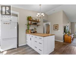 6 Strathford Place - photo 14