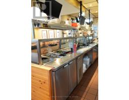 100 Marche Way, Ottawa, ON K1S5J3 Photo 12