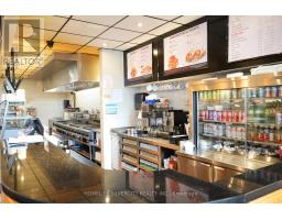 100 Marche Way, Ottawa, ON K1S5J3 Photo 7