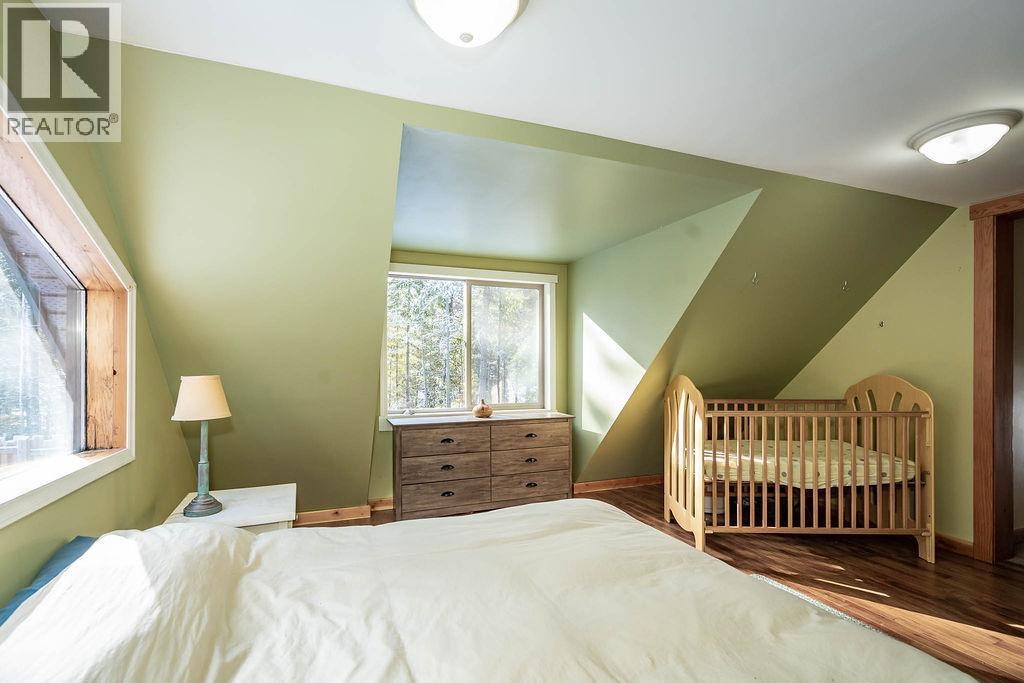 1112 HUME Street - Image 26