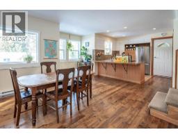 1112 Hume Street, Slocan, BC V0G2C0 Photo 11