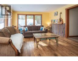 1112 Hume Street, Slocan, BC V0G2C0 Photo 40