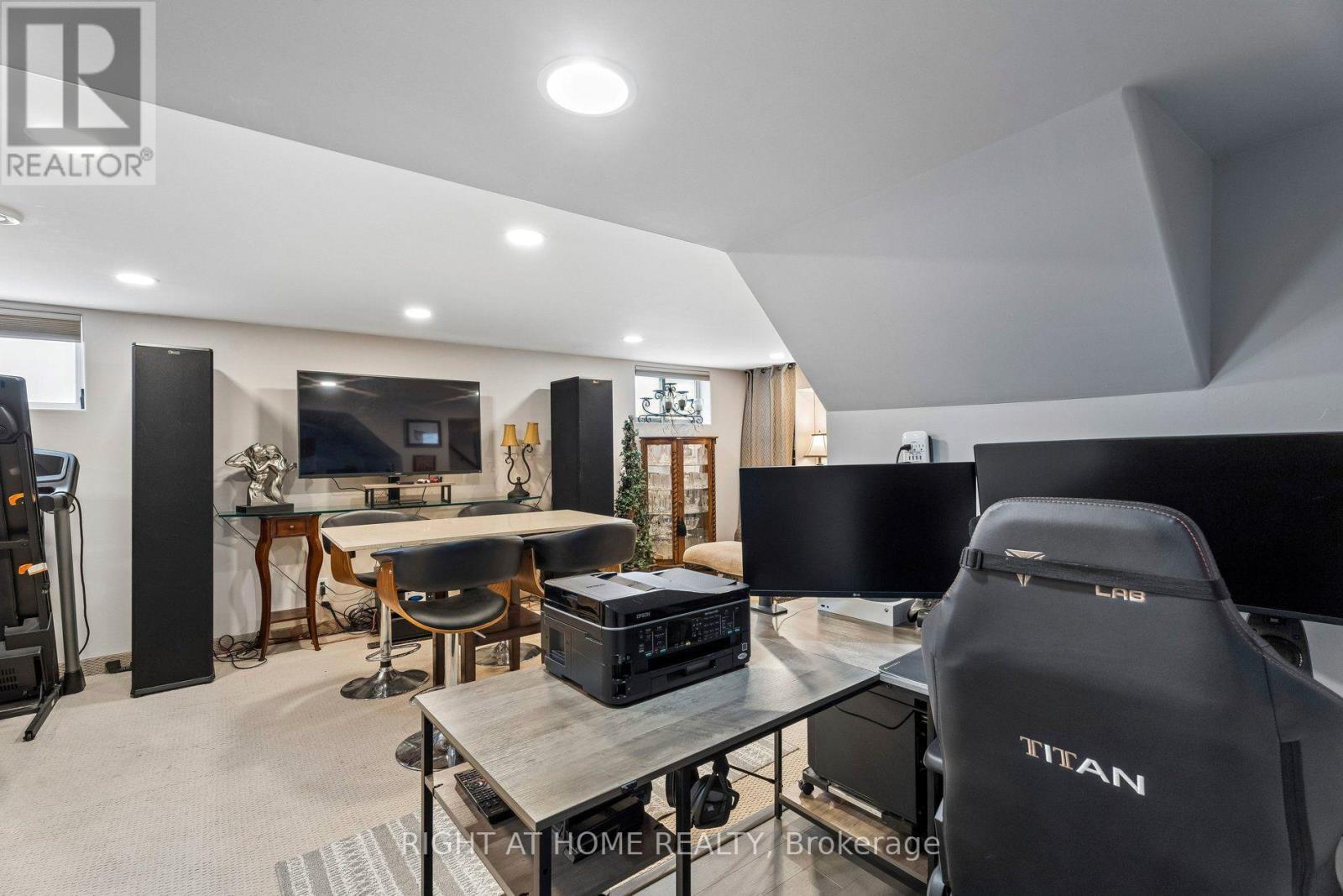 25 Swallow Crescent, Hamilton, ON photo 28