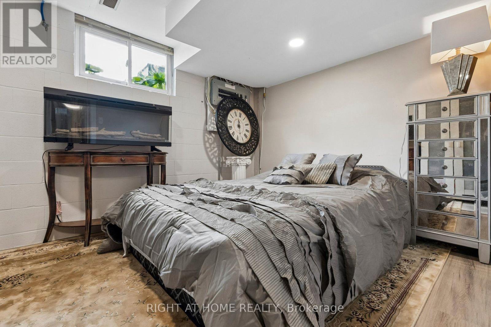 25 Swallow Crescent, Hamilton, ON photo 38