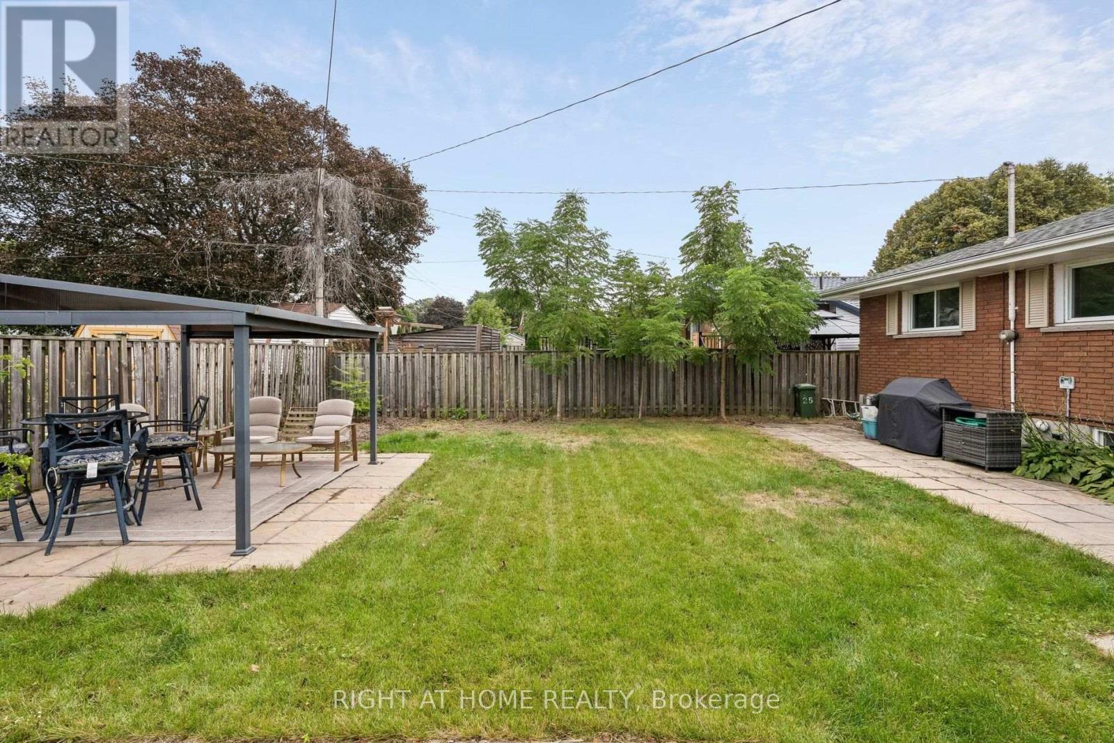 25 Swallow Crescent, Hamilton, ON photo 48