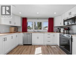 31, 1410 43 Street S - photo 9