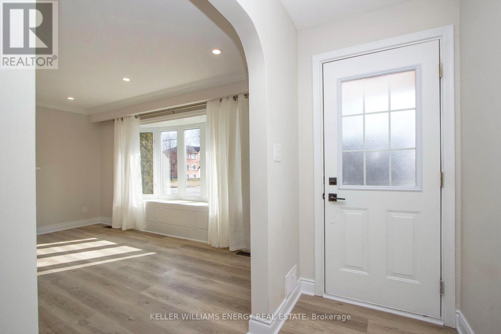 Main- 574 Olive Avenue, Oshawa, ON