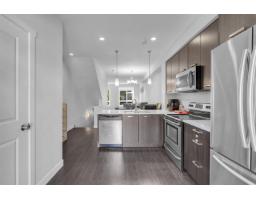 81 5888 144 Street, Surrey, BC V3X0G8 Photo 9