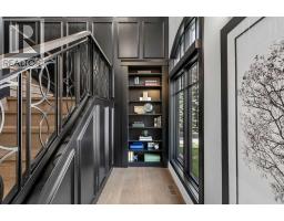 4pc Bathroom - 1217 38 Avenue Sw, Calgary, AB T2T2J3 Photo 15