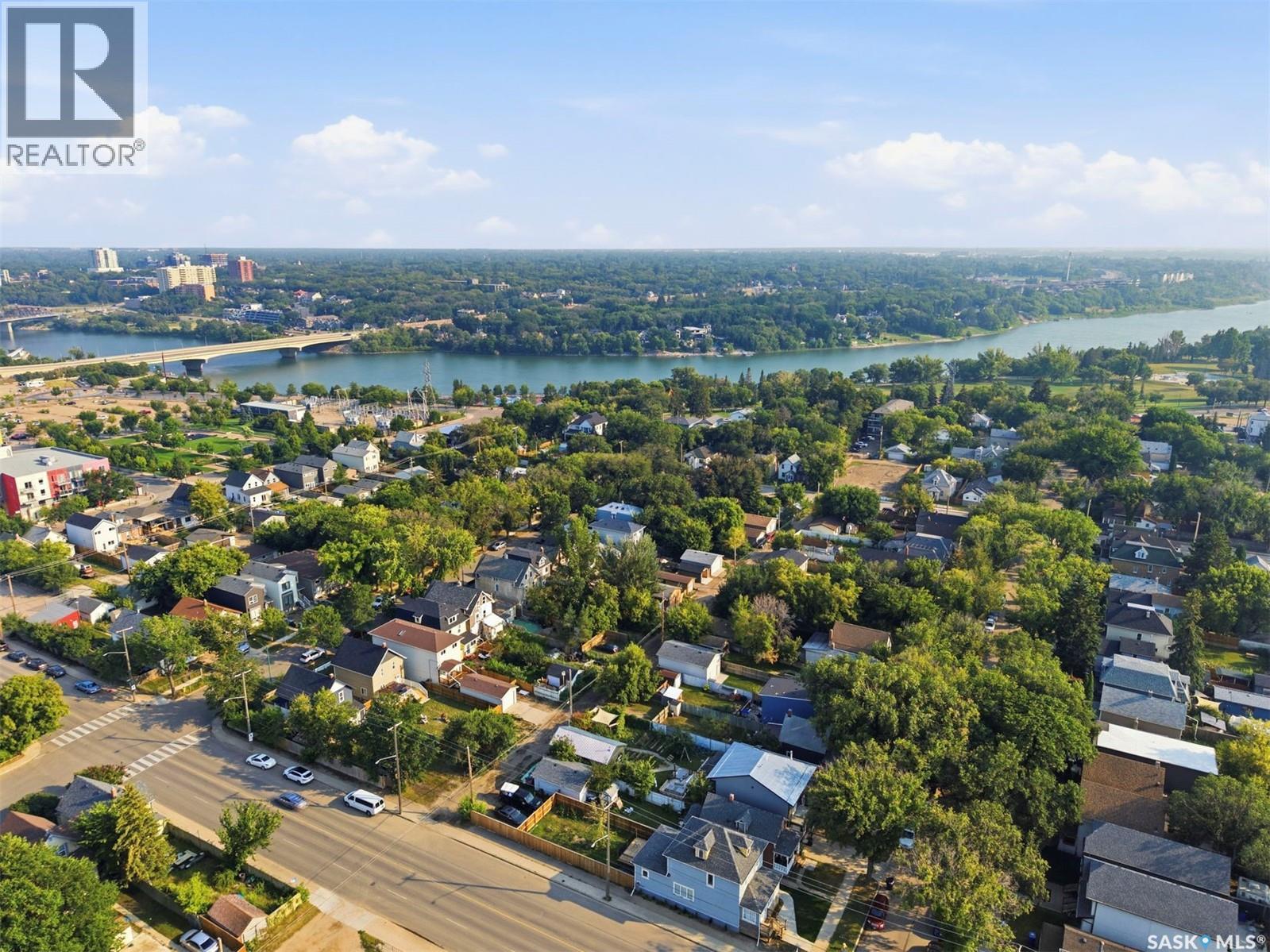 408 E AVENUE S - 43