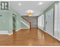 Foyer - 172 Giles Boulevard, Windsor, ON N9A4B5 Photo 13