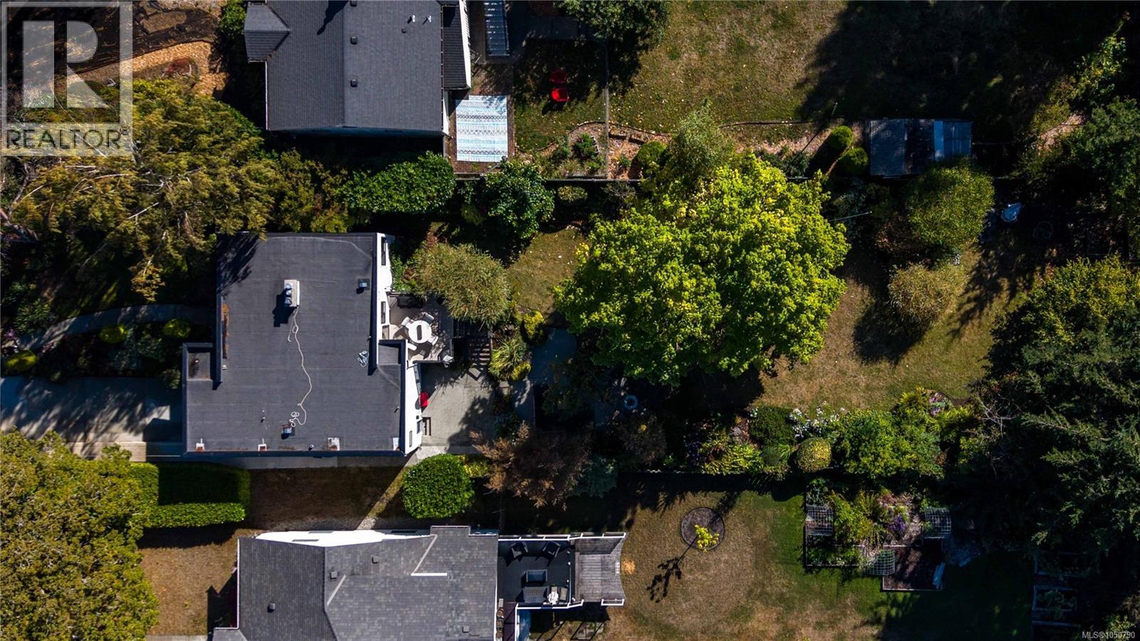773 Middleton St - Image 30
