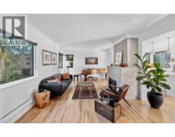 Kitchen - 773 Middleton St, Saanich, BC V9A2E1 Photo 10