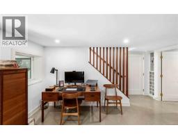 773 Middleton St, Saanich, BC V9A2E1 Photo 17