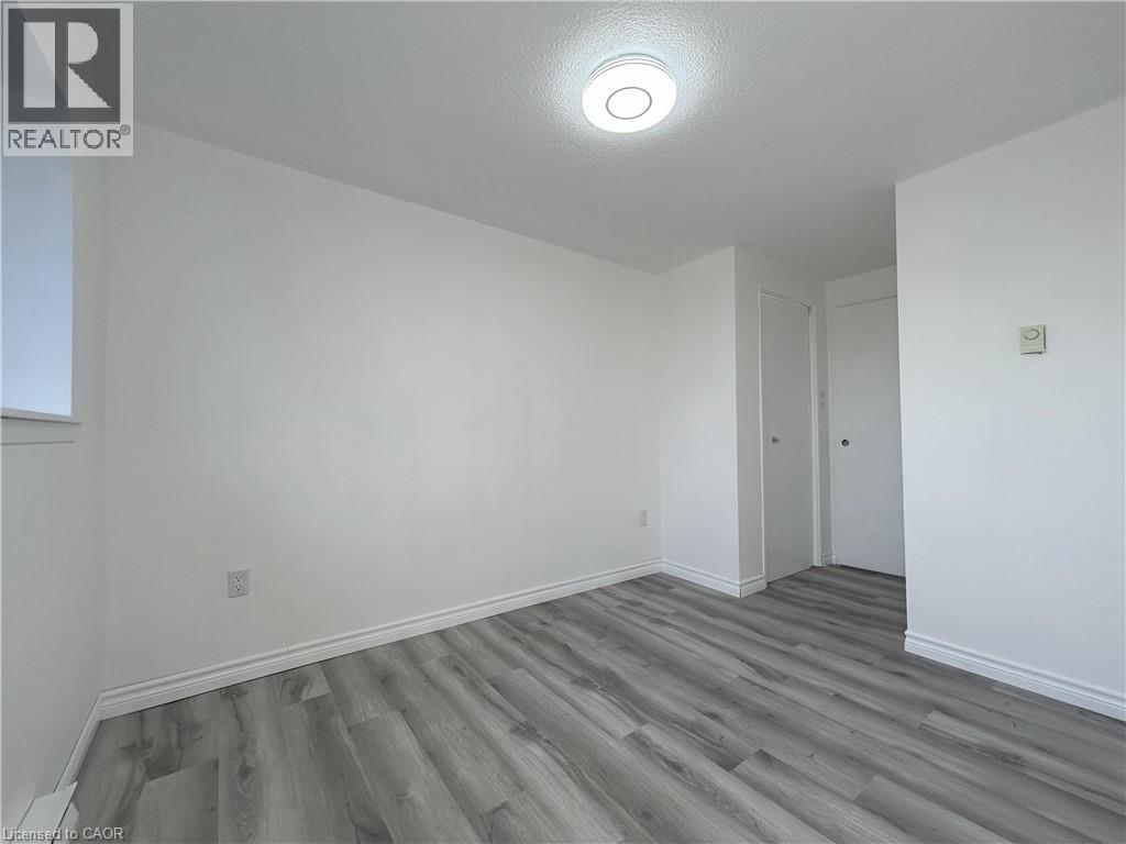 #62 2035 SOUTH MILLWAY End - Image 14