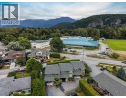 3 38397 Buckley Avenue, Squamish, BC V8B0A6 Photo 6