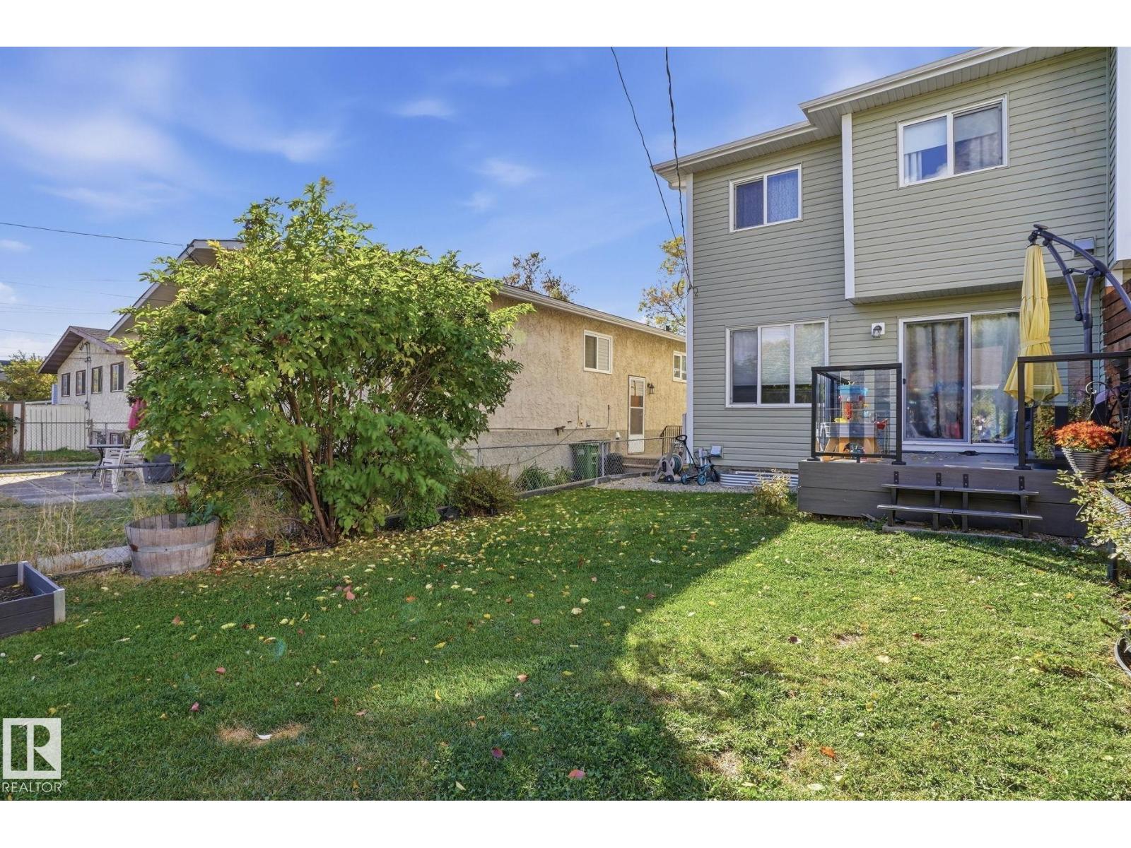 10245 152 ST NW - 18