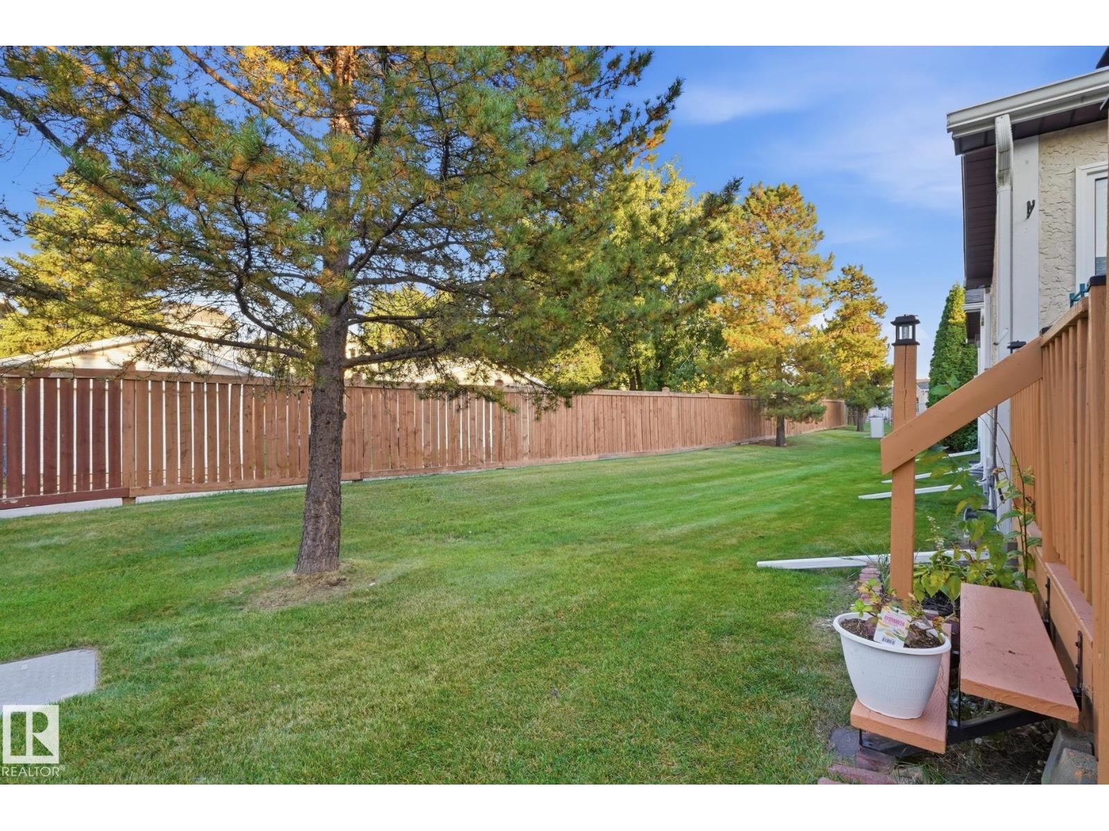 5763 189 Street NW, Jamieson Place — photo 29 of 30: Property photo