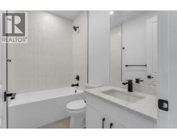 520 22 Avenue Nw, Calgary, AB T2M1N6 Photo 36