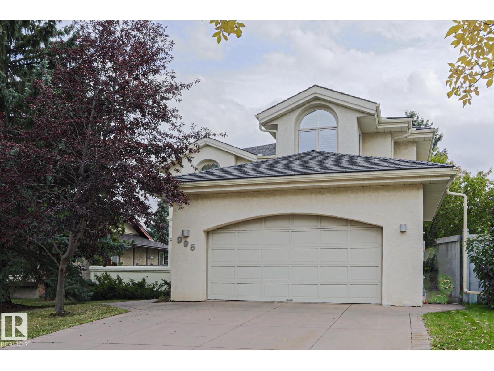 995 OGILVIE BV NW, Edmonton, Alberta, T6R1K1