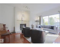 995 Ogilvie Bv Nw, Edmonton, AB T6R1K1 Photo 17