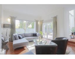 995 Ogilvie Bv Nw, Edmonton, AB T6R1K1 Photo 19