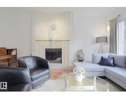 995 Ogilvie Bv Nw, Edmonton, AB T6R1K1 Photo 23