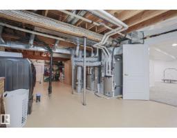 995 Ogilvie Bv Nw, Edmonton, AB T6R1K1 Photo 53