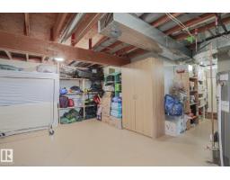 995 Ogilvie Bv Nw, Edmonton, AB T6R1K1 Photo 56