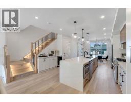 Bedroom - 520 22 Avenue Nw, Calgary, AB T2M1N6 Photo 11