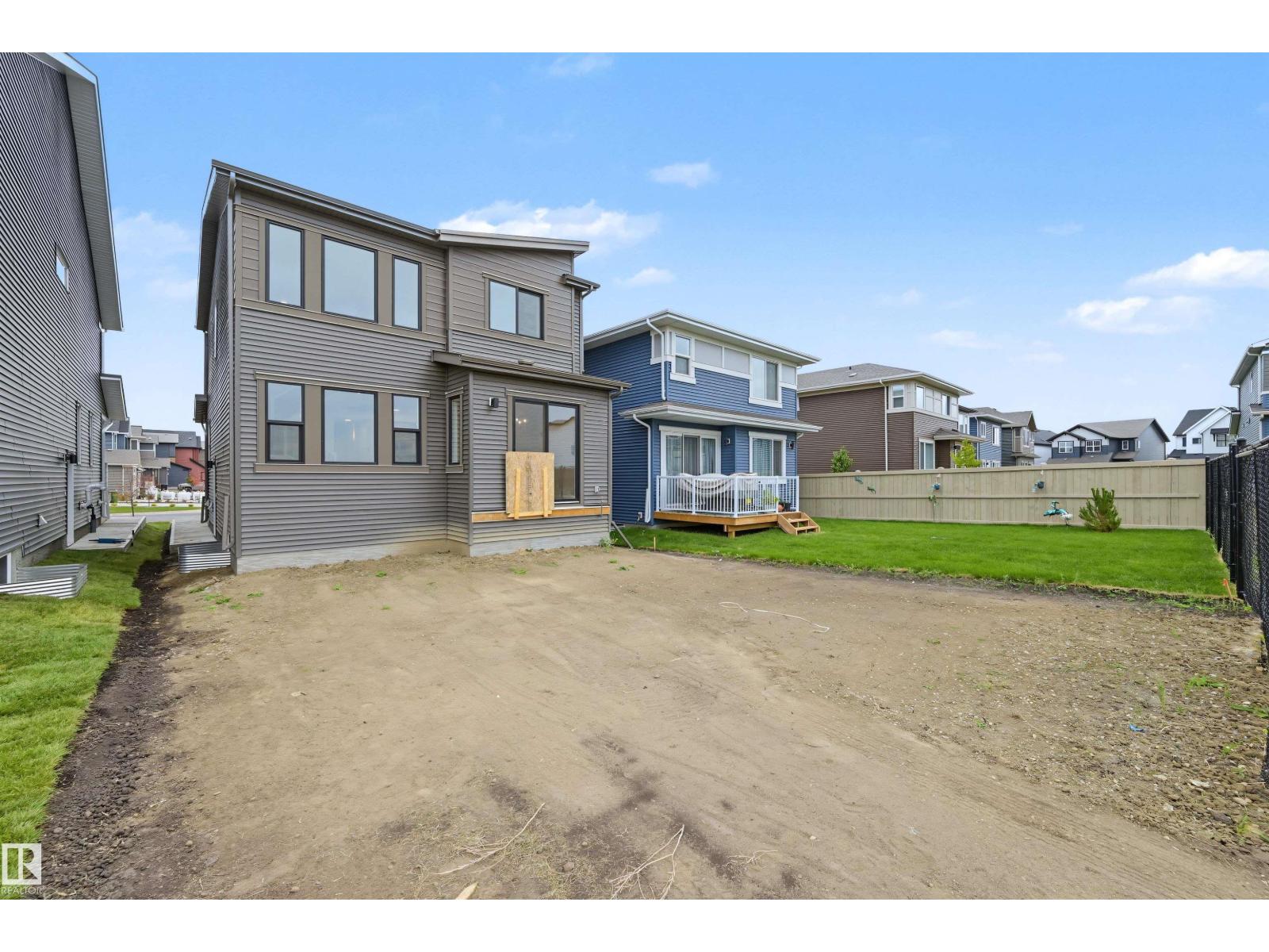 2345 MUCKLEPLUM WY SW - 42