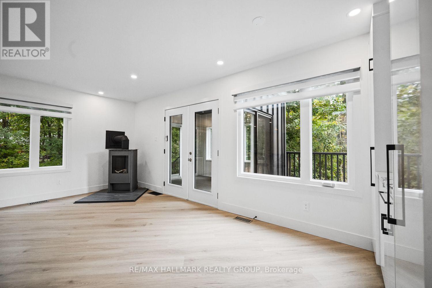 14 KAYMAR DRIVE - Image 13