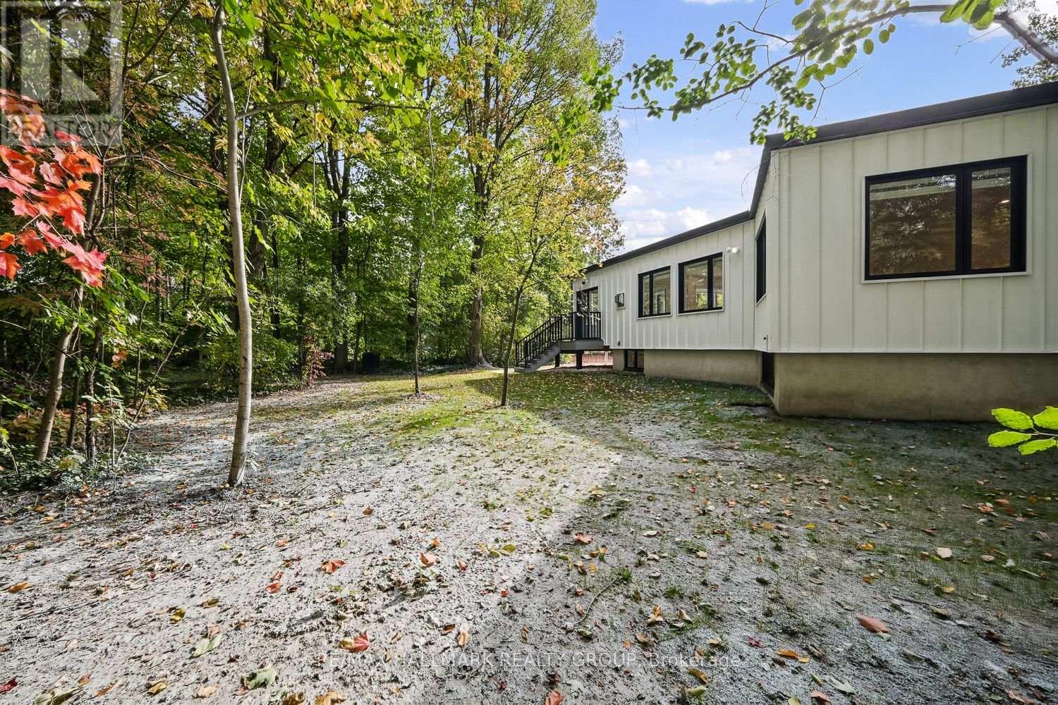 14 KAYMAR DRIVE - Image 41