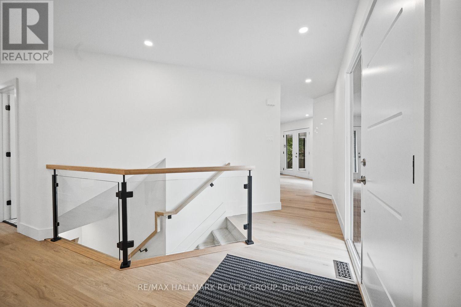 14 KAYMAR DRIVE - Image 6