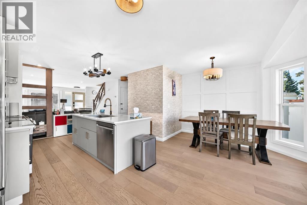 430 56 Avenue SW - photo 16