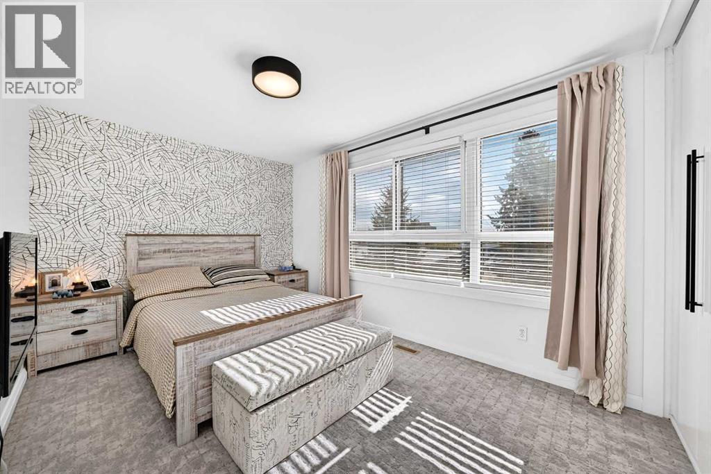 430 56 Avenue SW - photo 19