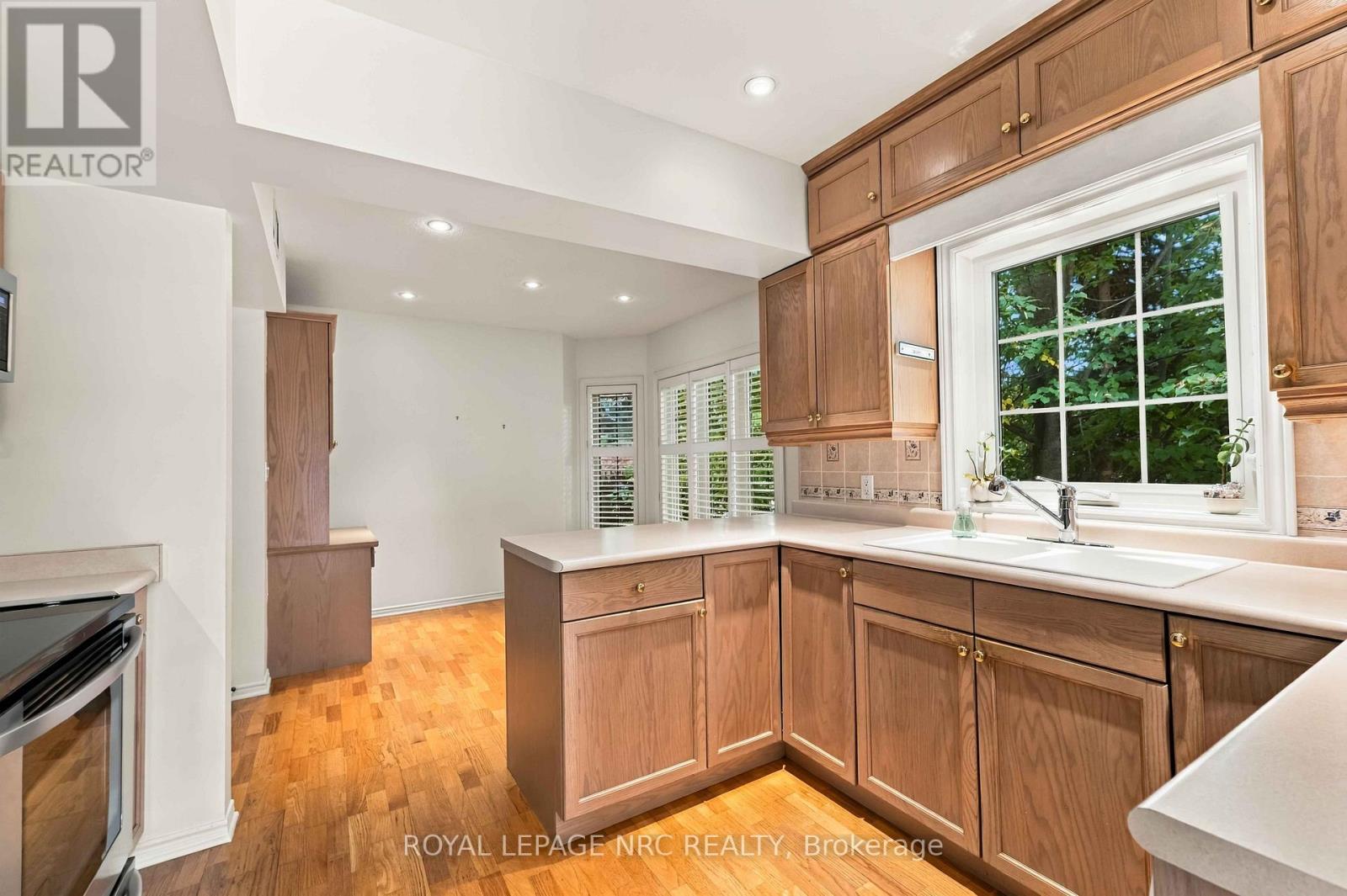 #205 4090 JOHN CHARLES BOULEVARD - Image 21