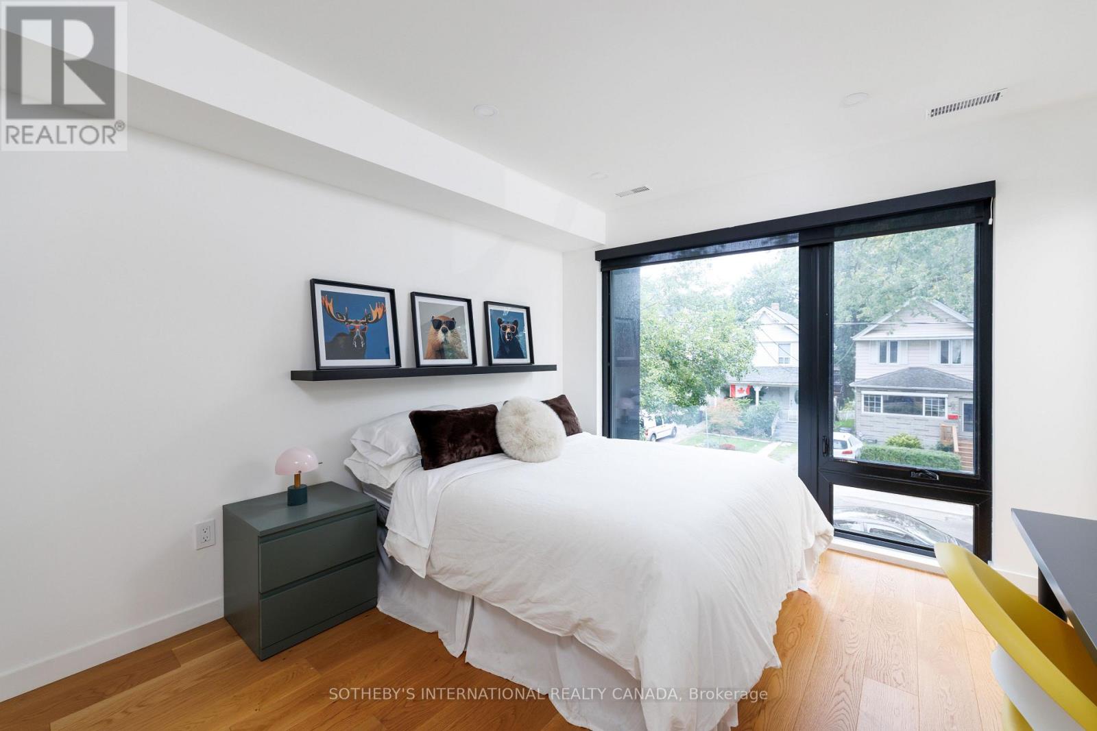 34 HASTINGS AVENUE - Image 26