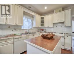6031 Rumble, Burnaby, BC V5J2C6 Photo 14