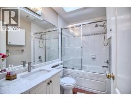 6031 Rumble, Burnaby, BC V5J2C6 Photo 25
