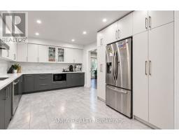 58 Summerfeldt Crescent, Markham, ON L3R2B2 Photo 10