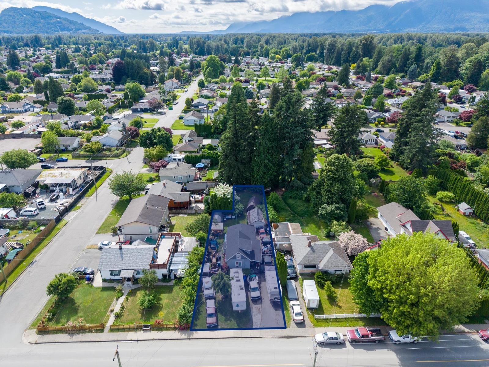 9813 YOUNG ROAD, Chilliwack Proper West, Chilliwack - Image 1
